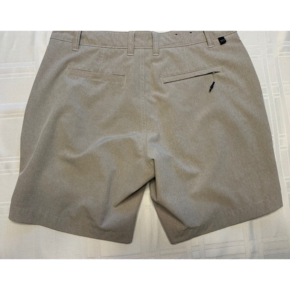 7 Diamonds Shorts Mens 30 Tan Dynamic Performance STS7-1178 Stretch Hybrid - Picture 6 of 8